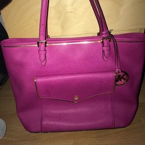 BRIGHT PINK Michael Kors purse with pocket